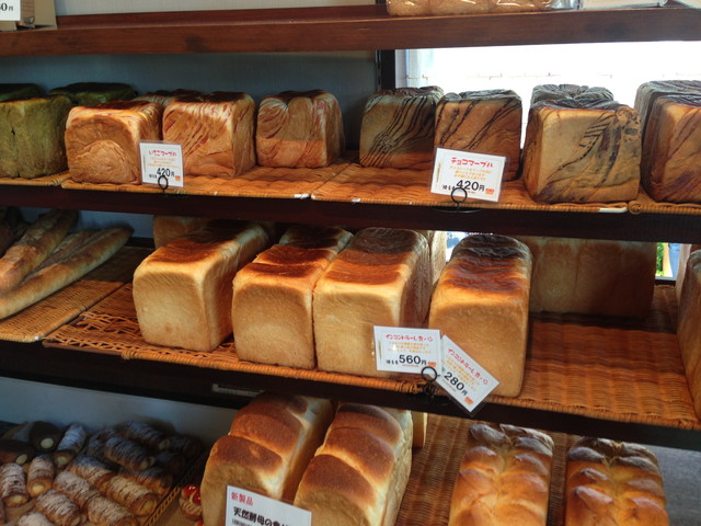 パンの棚