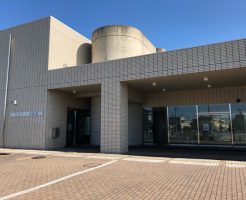 清須市立図書館