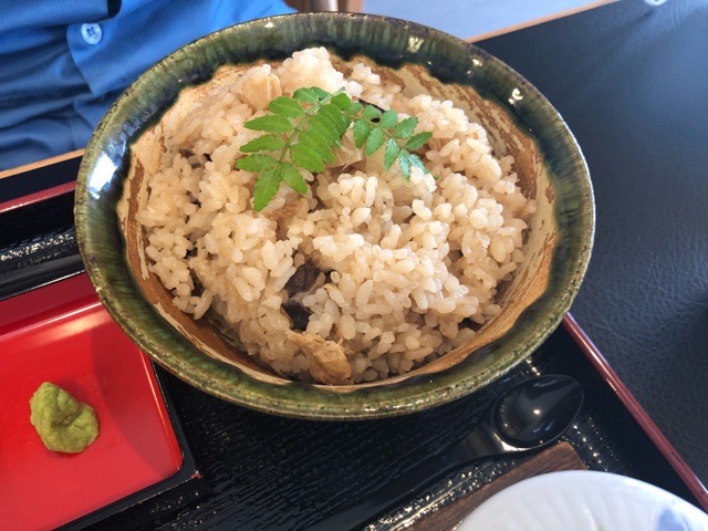 和食処 なかつ川 ミニ竹の子ご飯